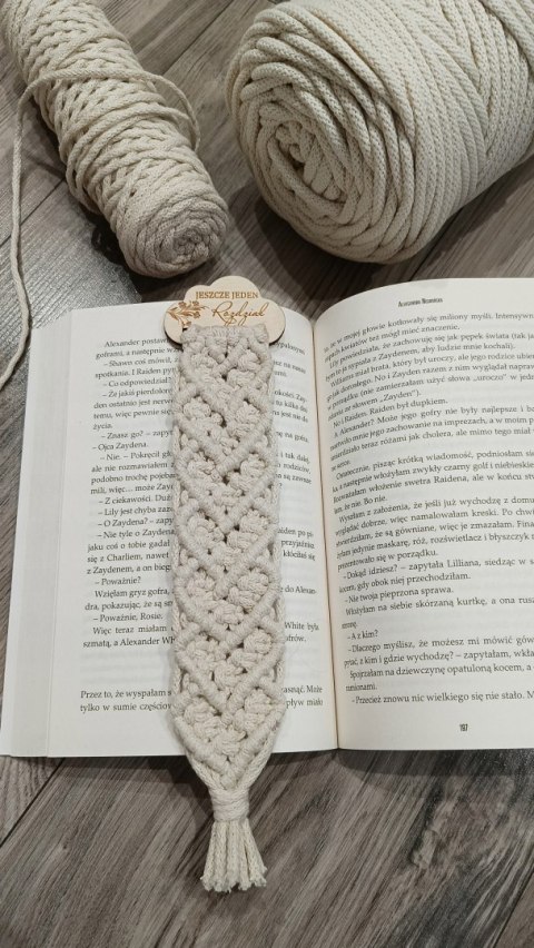 Zakładka do książki, makrama , makramowa zakładka do książki, Boho, babcia Zakładka do książki, makrama , makramowa zakładka do książki, Boho, babcia