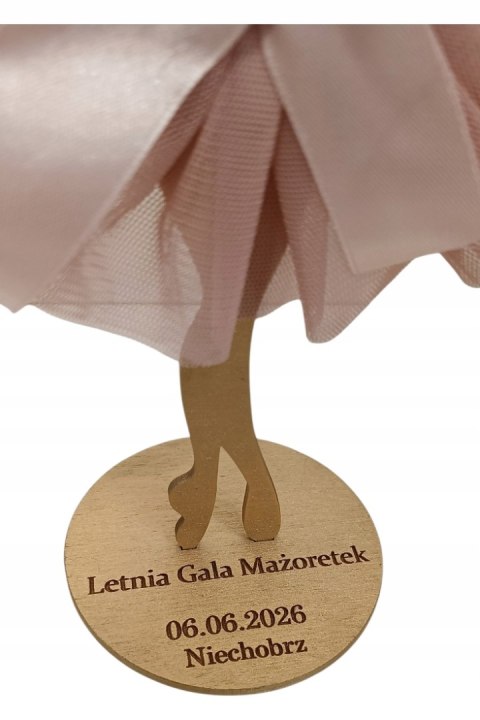 Statuetka , nagroda , cheerleaderka, mażoretka , przegląd tańca turniej